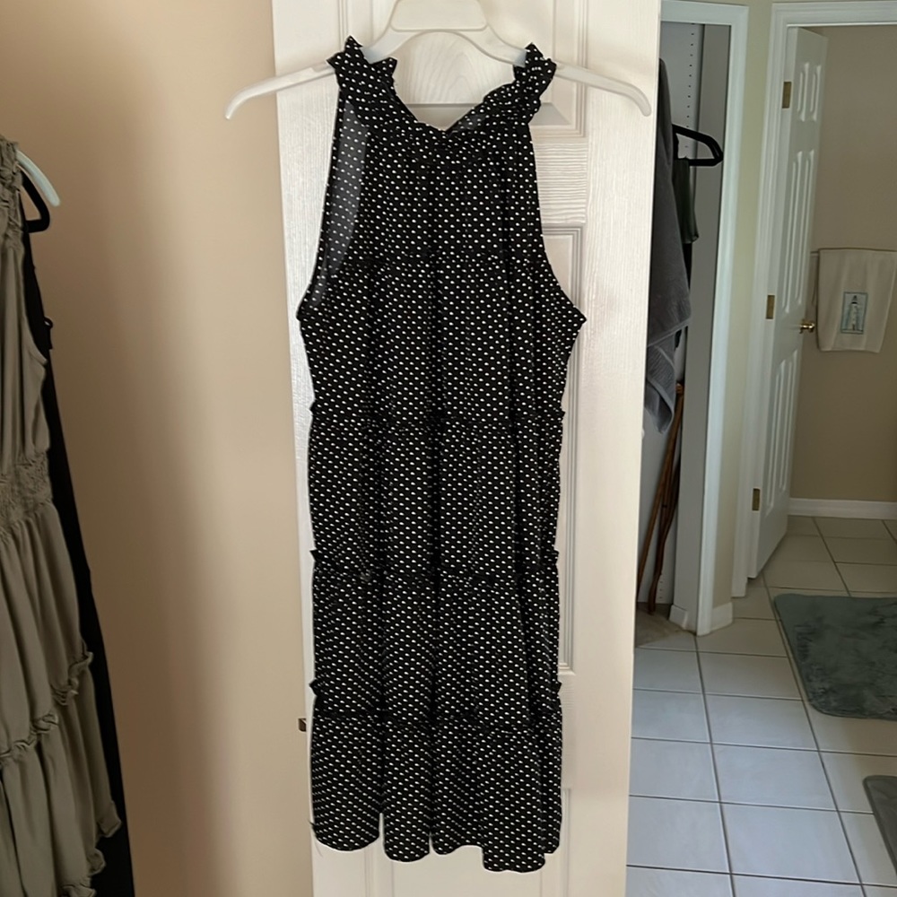 Polka dot dress black and white